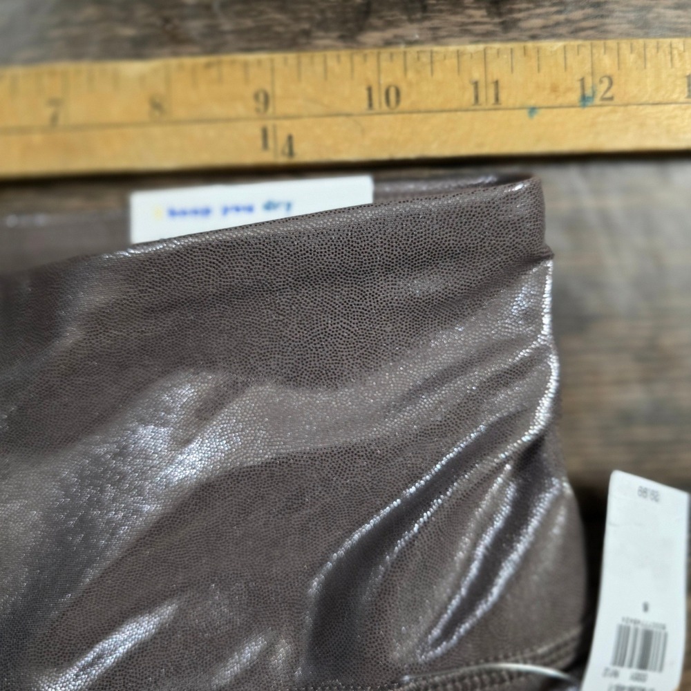 OLD NAVY PowerSoft Sports Bra Womens M Silver NWT Metallic High Neck Longline - Picture 4 of 7